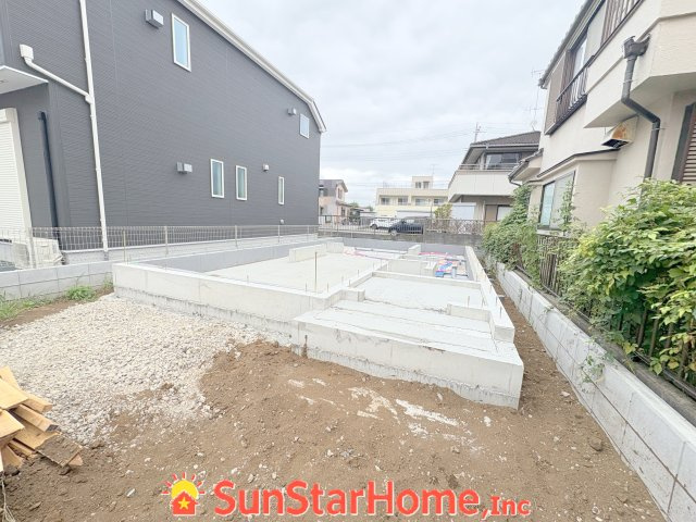 【サンスターホーム】箱根ヶ崎東松原　3号棟の外観