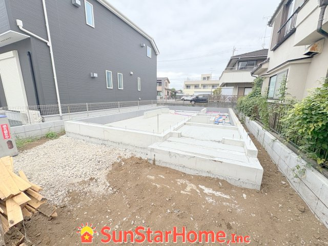 【サンスターホーム】箱根ヶ崎東松原　3号棟の外観