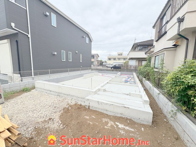 【サンスターホーム】箱根ヶ崎東松原　3号棟の外観