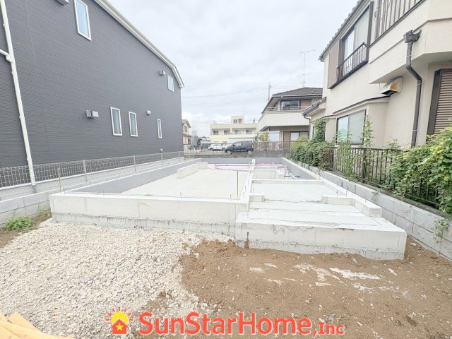 【サンスターホーム】箱根ヶ崎東松原　3号棟の外観