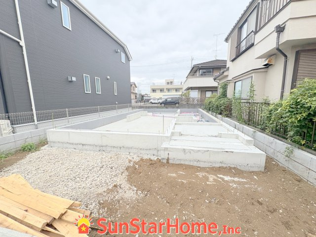 【サンスターホーム】箱根ヶ崎東松原　3号棟の外観