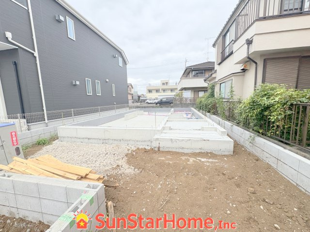 【サンスターホーム】箱根ヶ崎東松原　3号棟の外観