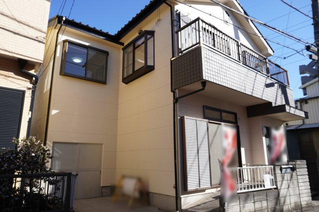 草加市花栗3丁目 中古戸建の外観