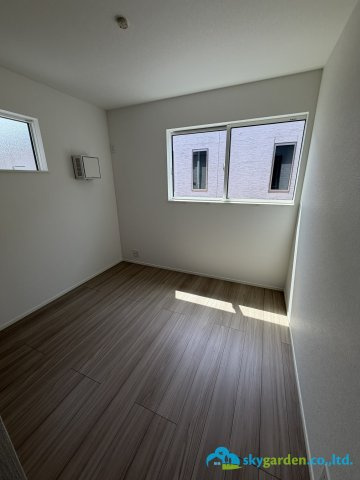 伊勢原市高森台3丁目　新築戸建　全2棟2号棟の子供部屋