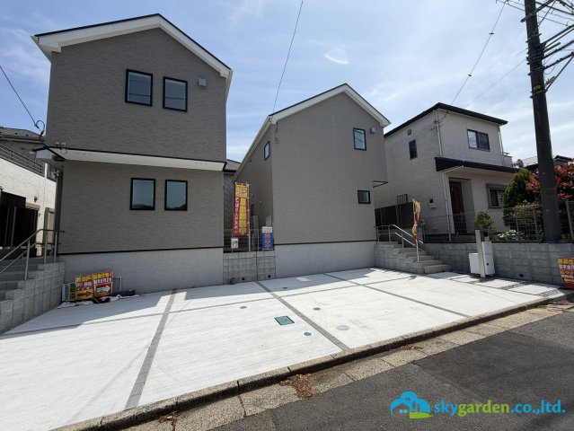 伊勢原市高森台3丁目　新築戸建　全2棟2号棟の外観