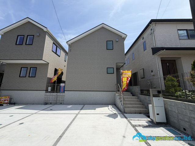 伊勢原市高森台3丁目　新築戸建　全2棟2号棟の外観