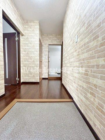 ガーデンハイツ滝山Bの玄関