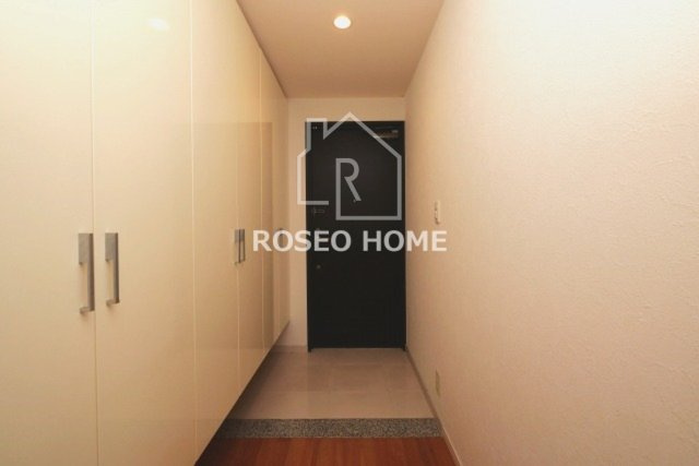 アーデンタワー福島ウエストの玄関|同マンション別部屋：参考写真