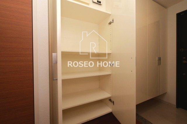 アーデンタワー福島ウエストの収納|同マンション別部屋：参考写真