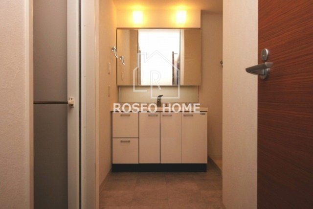 アーデンタワー福島ウエストの洗面所|同マンション別部屋：参考写真