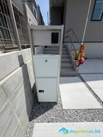 伊勢原市高森台3丁目　新築戸建　全2棟1号棟の玄関
