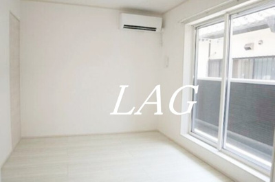 【居間・リビング】 | 湊町ウッドヴィレッジ | 洋室のお部屋です。