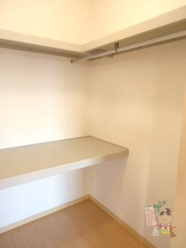 シャーメゾンひまわりの収納|ウォークインクローゼット