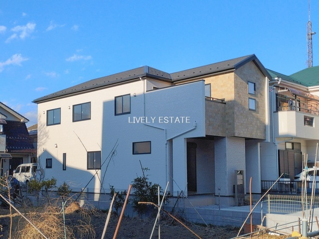 草加市新里町 新築分譲住宅の外観