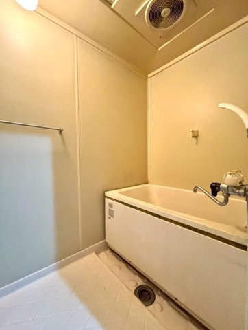光ヶ丘第3エステート1号棟の浴室
