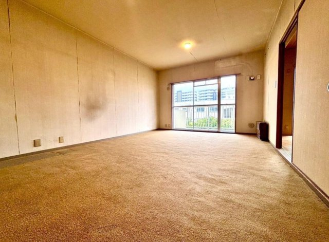 光ヶ丘第3エステート1号棟の居間・リビング