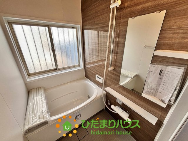 加須市栄　中古一戸建ての浴室