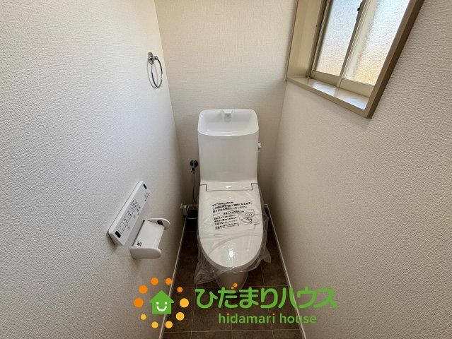 加須市栄　中古一戸建てのトイレ