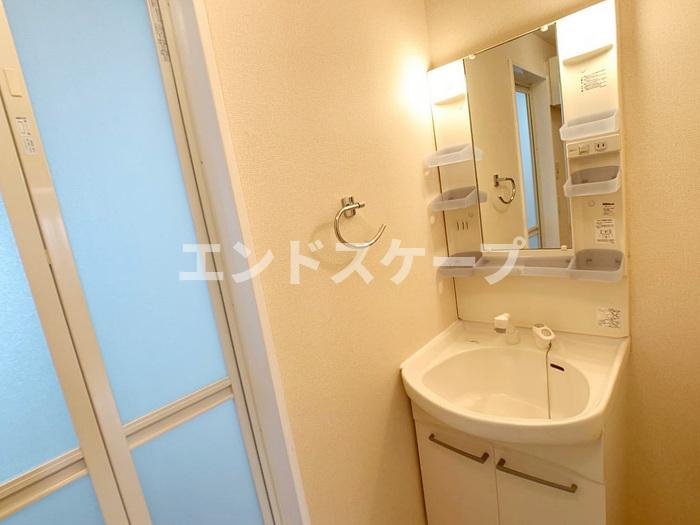 ラ メールの洗面所|高崎、前橋、伊勢崎エリアのお部屋探しはエンドスケープまで！お客様の理想お聞かせ下さい♪