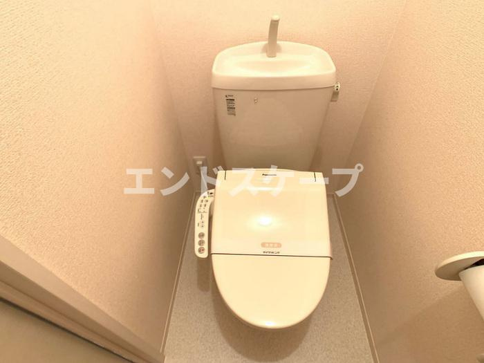 ラ メールのトイレ|高崎、前橋、伊勢崎エリアのお部屋探しはエンドスケープまで！お客様の理想お聞かせ下さい♪