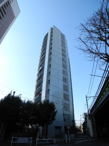 シャンボール北新宿の外観
