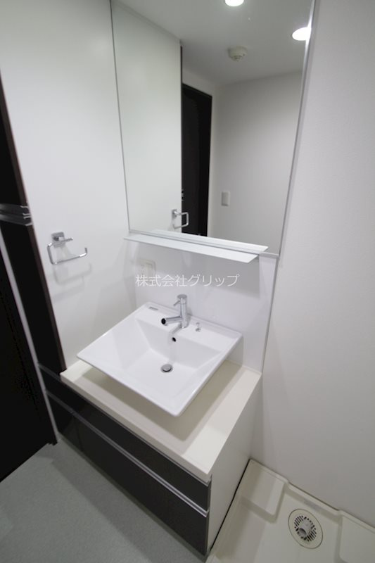 プレディアスタイル横濱沢渡の独立洗面台