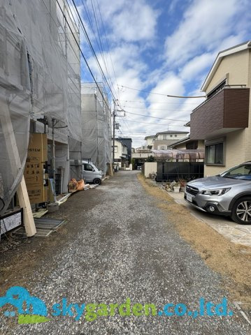 鎌倉市大船4丁目　新築戸建　全4棟1号棟の前面道路含む現地写真