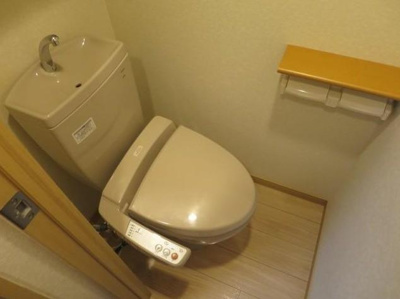 【トイレ】 | ルーブル中野新井 | 温水洗浄便座完備！