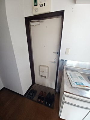 【玄関】 | ラビットハウスきさく | 明るい玄関です