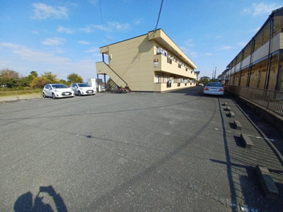 【駐車場】 | ラビットハウスきさく | 駐車場です