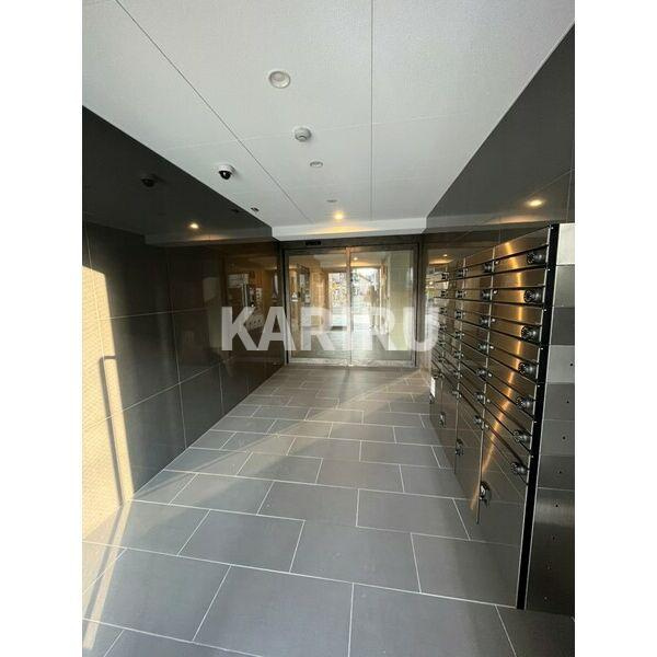 コートエスト都島のロビー