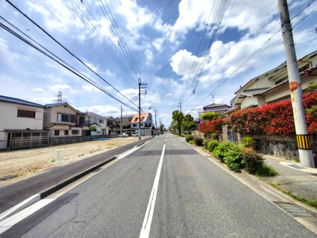 堀池5丁目　土地の前面道路含む現地写真