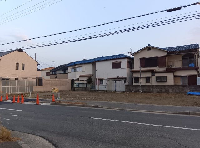 堀池5丁目　土地の前面道路含む現地写真