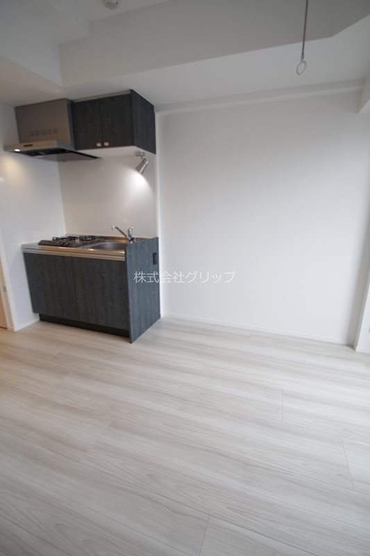 クラリッサ横浜ロッソの居間・リビング