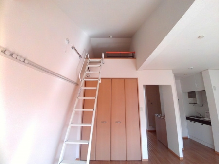 プルミエール相模原の居間・リビング