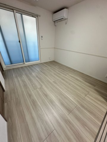 ラ　フレーズの洋室