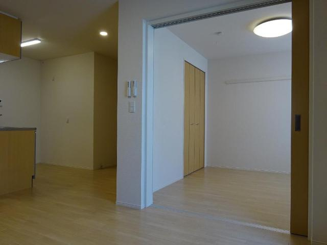 ライブリーポトス江波の内装|洋室