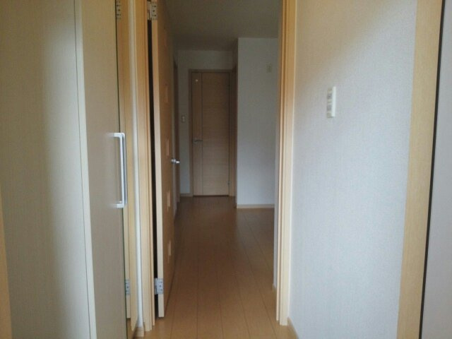 サン　ヴィレッジ　宝谷の玄関|明るい玄関です