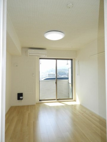 ハウスアイⅠの居間・リビング|居間です