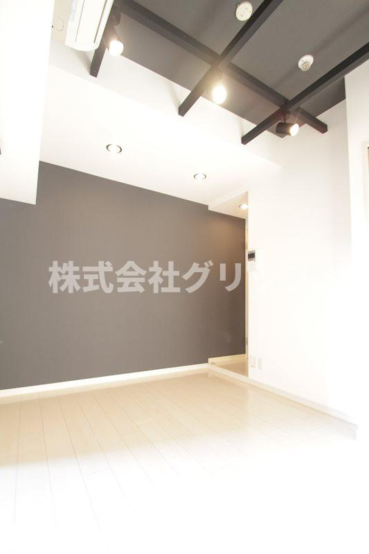 パレ・ドール伊勢佐木町南の洋室