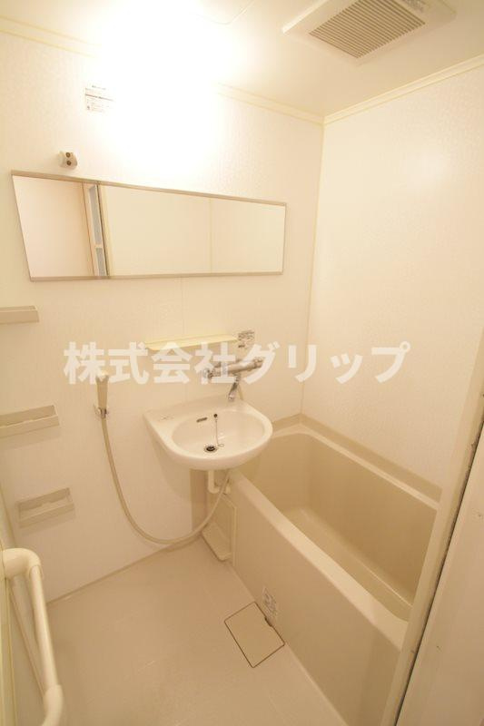 パレ・ドール伊勢佐木町南の浴室