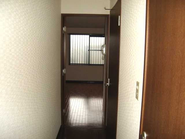 クレストールの内装|廊下