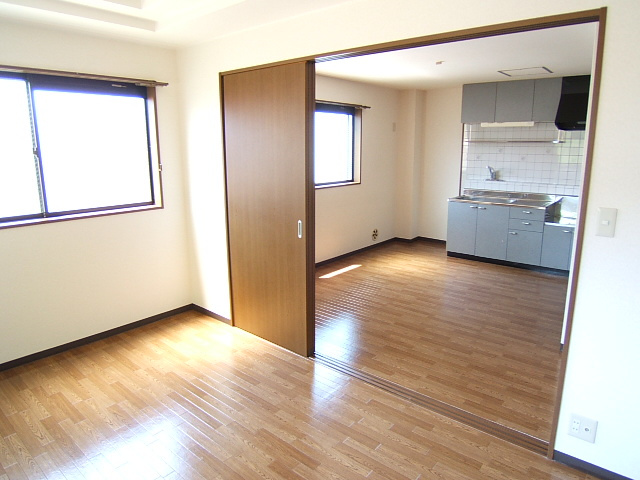 クレストールの内装|洋室