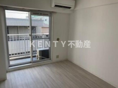 【寝室】 | クリオ石川台壱番館 | 開放的な寝室です