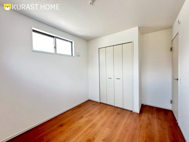 京都市西京区大原野上里鳥見町　新築戸建の洋室