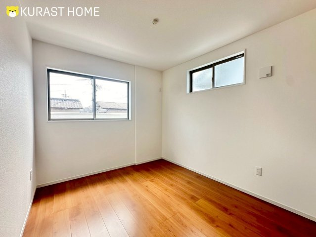 京都市西京区大原野上里鳥見町　新築戸建の洋室