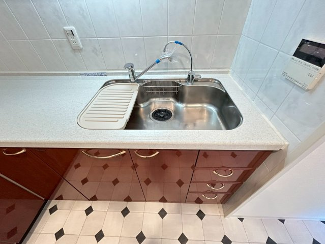 駅近タワーマンション☆３ＬＤＫ☆リフォーム完了で即入居ＯＫ☆ファーストタワー大津ＭＡＲＹのキッチン|シンク