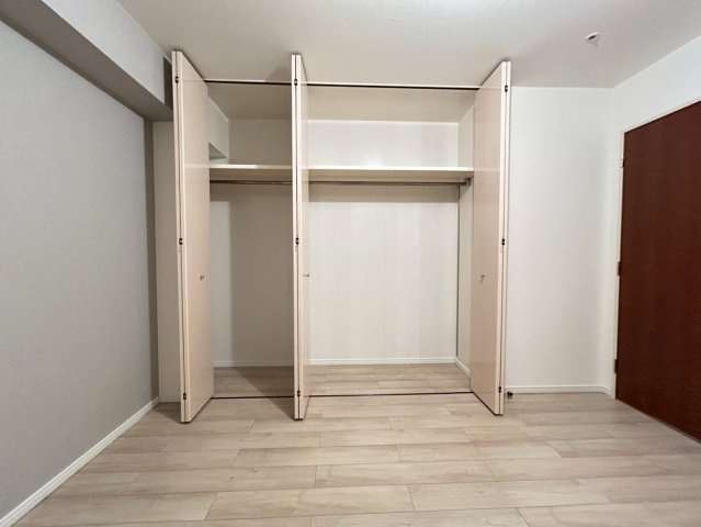 駅近タワーマンション☆３ＬＤＫ☆リフォーム完了で即入居ＯＫ☆ファーストタワー大津ＭＡＲＹの収納|クローゼット