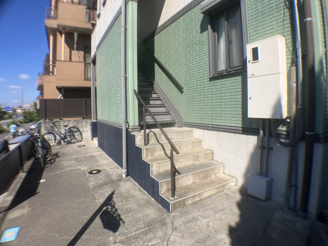 ダンヒル壱番館のエントランス