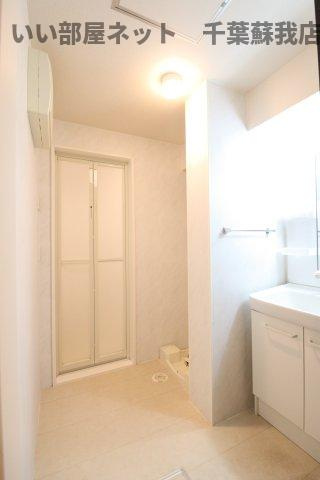 ピーノフォーリア弐番館の洗面所|明日を自由に『Asfree』いい部屋ネット千葉蘇我店です！